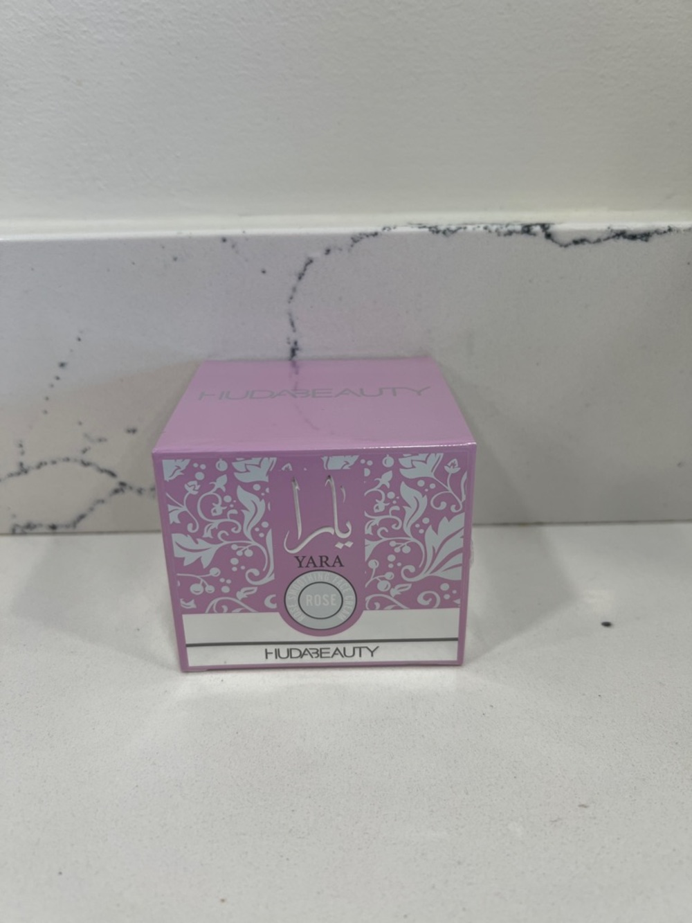 YARA Whitening Cream Brightening Moisturizer Dark Spots Glow Skin Pink Box